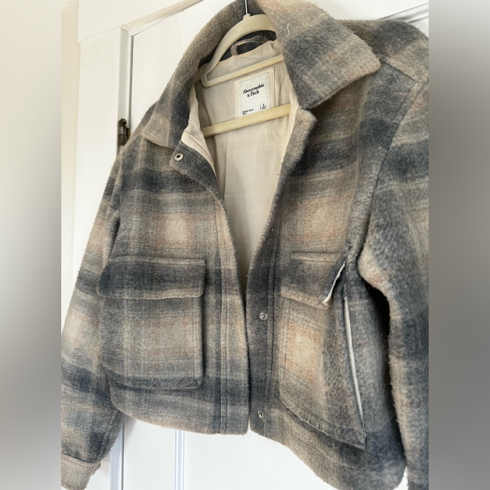 Abercrombie & Fitch Plaid Jacket - Gray and Tan - Picture 2 of 5